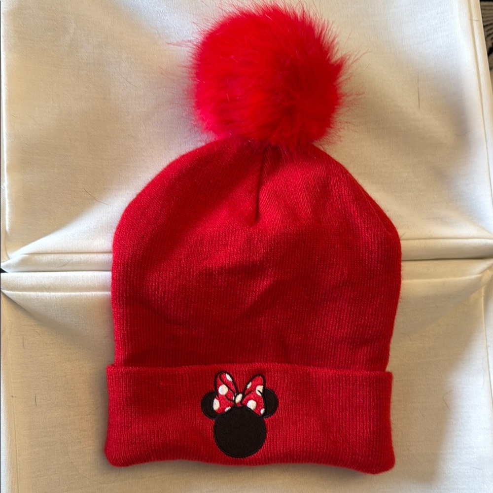 Minnie Mouse Disney Red Pom-Pom Beanie with embroidered patch never worn
